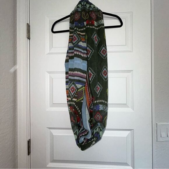 Anu by Natural Wool Infinity Scarf - Picture 2 of 10